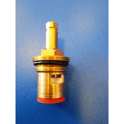 Кран-букса 1/2" 7х7 кв. (кер.) доп.резьба RZ-CB-00